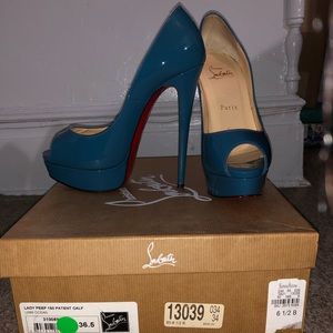 Christian Louboutin Lady Peep!